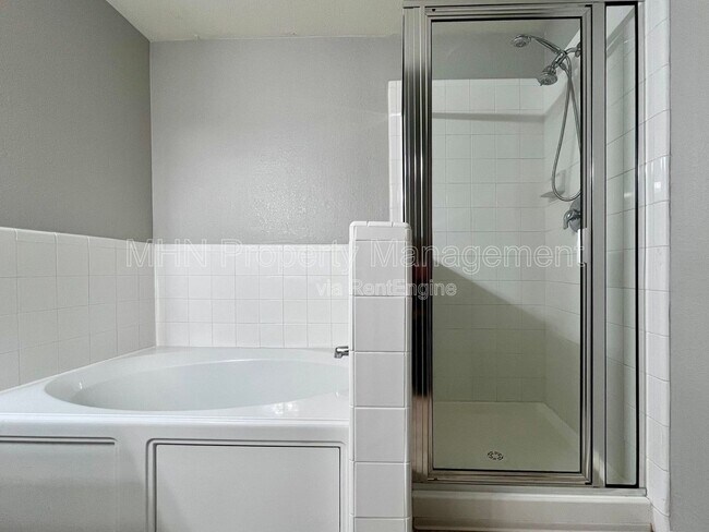 Building Photo - 8734 Snow Goose