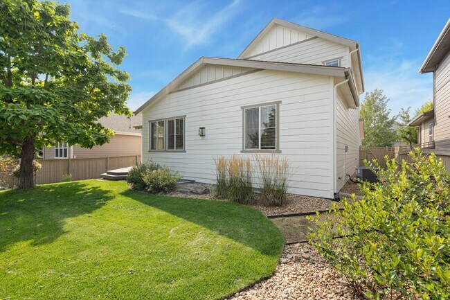 Building Photo - 3-Bed 3-Bed House