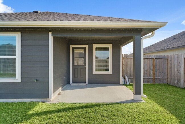 Building Photo - 7502 Fierce Friesian Ln