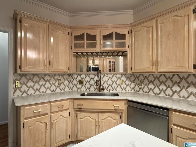 Building Photo - 2512 Christie Cir