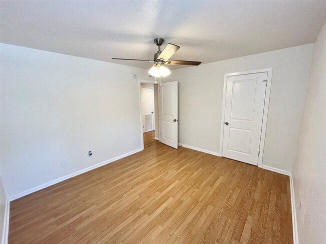 Building Photo - 3603 Murworth Dr