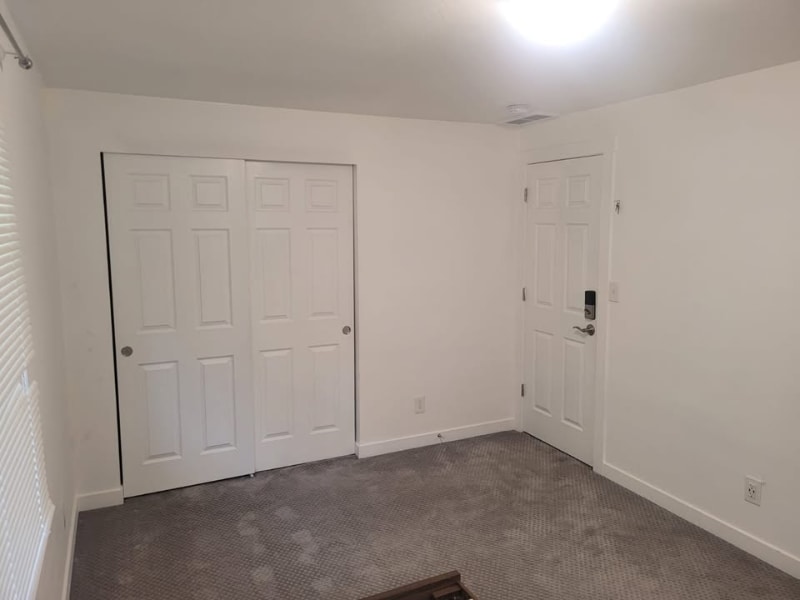 Building Photo - 2112 164th Ave NE