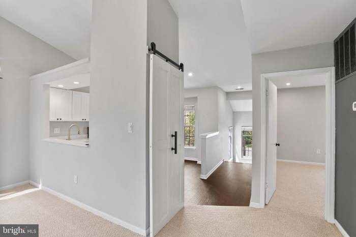 Building Photo - 2867 Yarling Ct