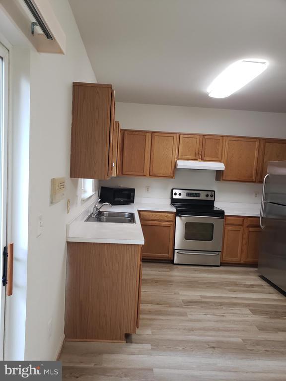 Building Photo - 9426 Silver Meteor Ct