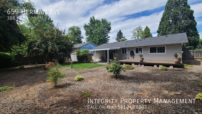 Building Photo - 659 Herman Ave