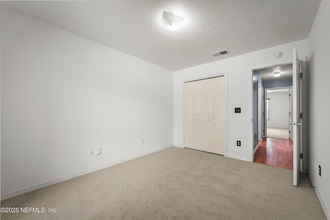 Building Photo - 5392 Heronview Ct