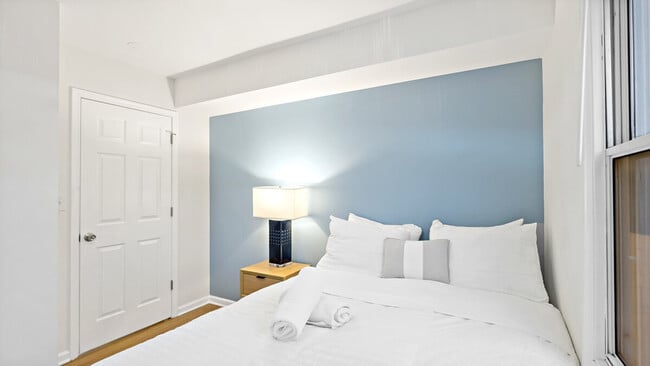 Building Photo - 5545 Davey St