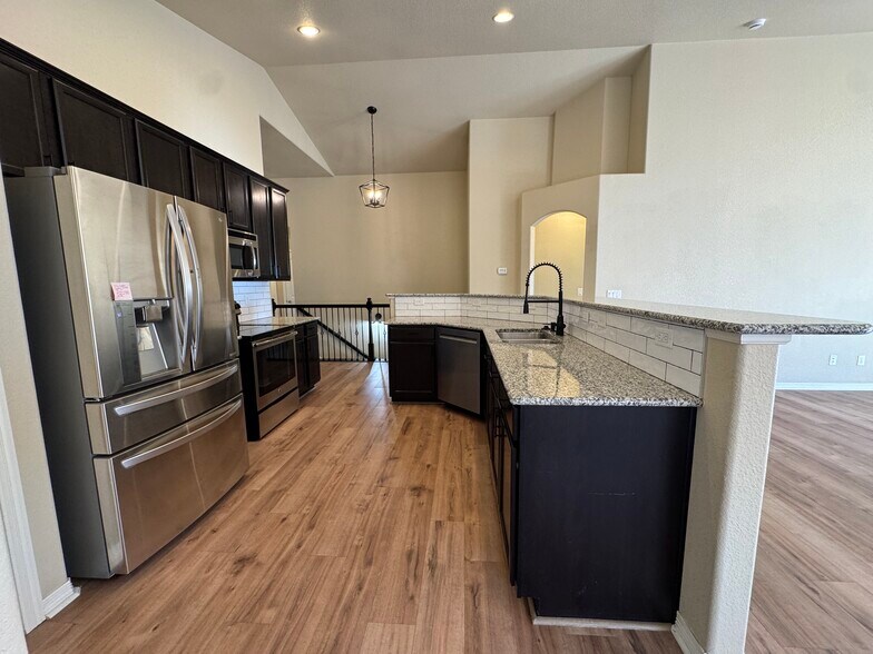 Building Photo - 977 Salmon Pond Way