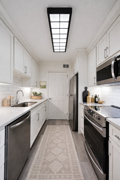 Building Photo - 601 Boyd Mill Ave