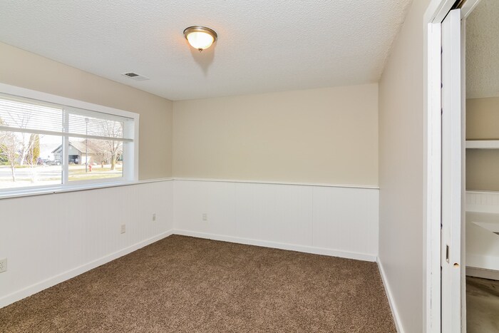 Building Photo - 14700 Germanium St NW