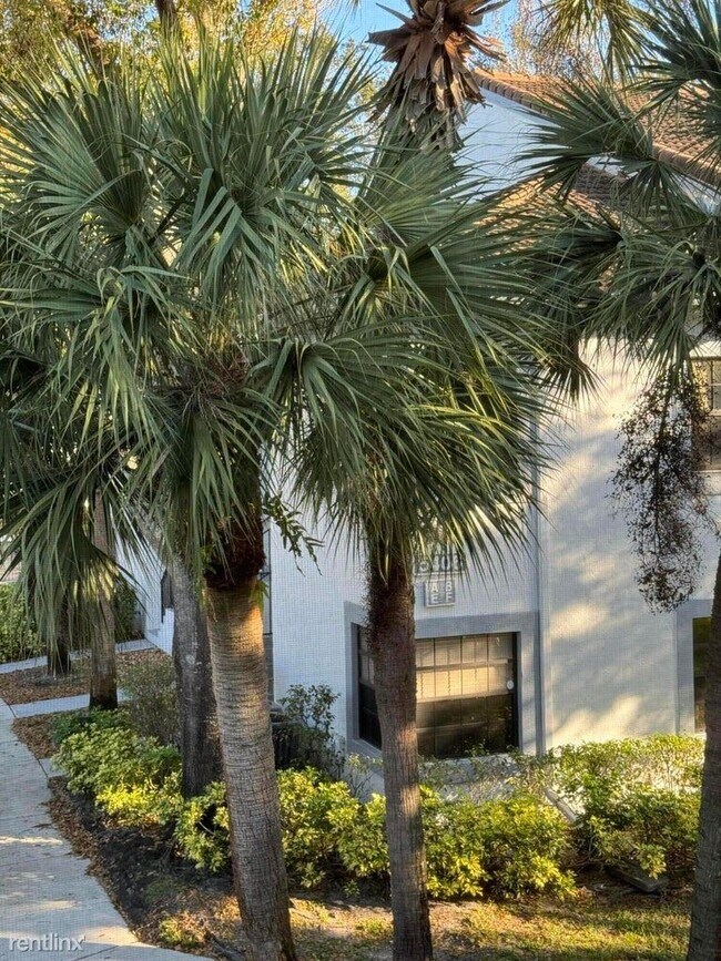 Building Photo - 3 br, 2 bath House - 5438 Verona Dr Apt I