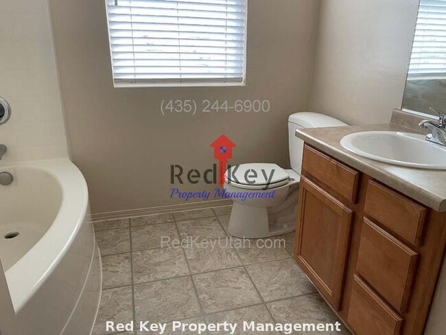 Building Photo - 80 E Single Family Home