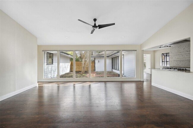 Building Photo - 3403 Linkwood Dr