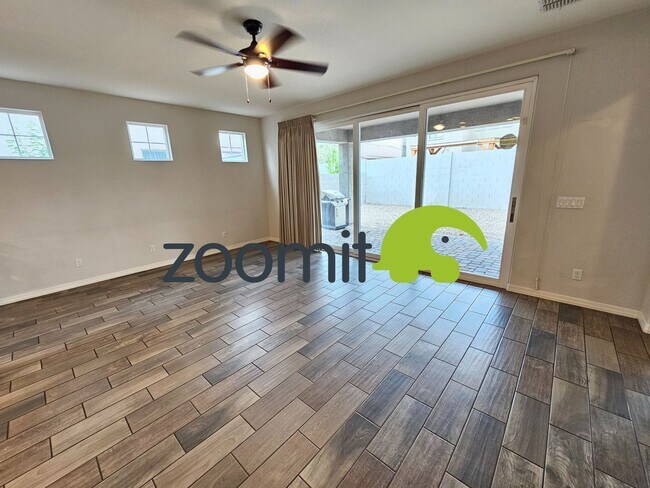 Building Photo - Wonderful 5 bedroom home **Coming Soon May 2026***