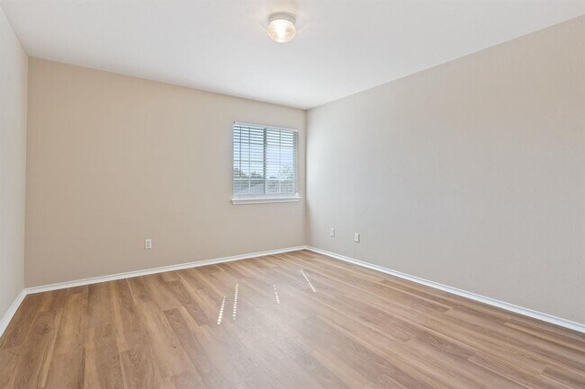 Building Photo - 10808 Chippenhook Ct