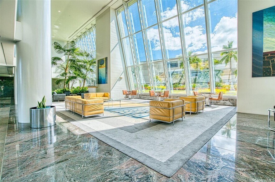 Building Photo - 88 Piikoi St