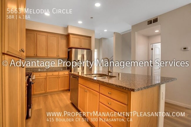 Building Photo - 5663 Melodia Cir