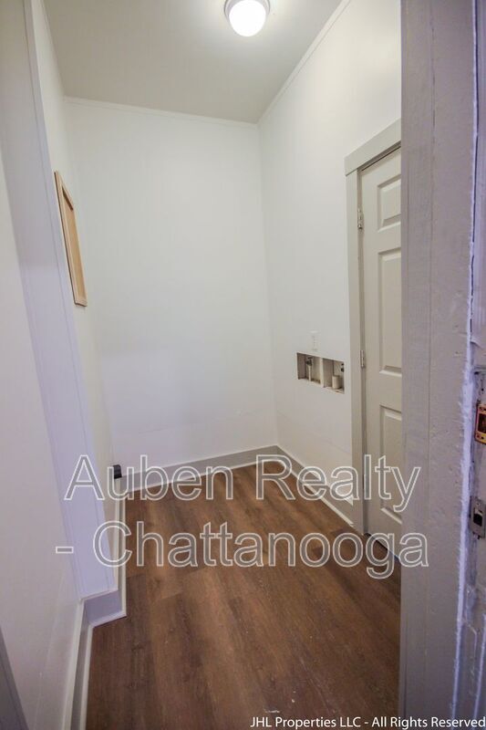 Building Photo - 1203 Peachtree St