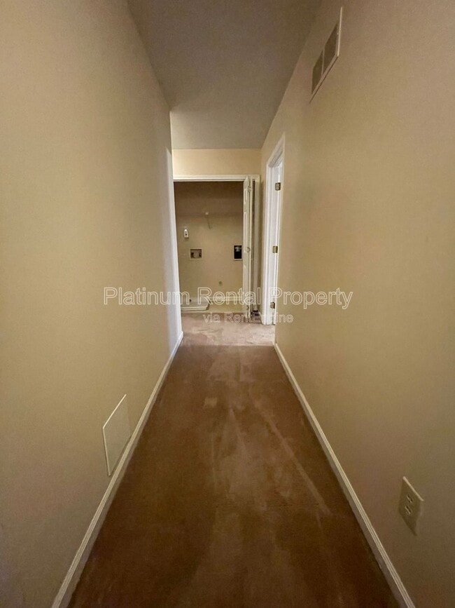 Building Photo - 3665 Orchard St