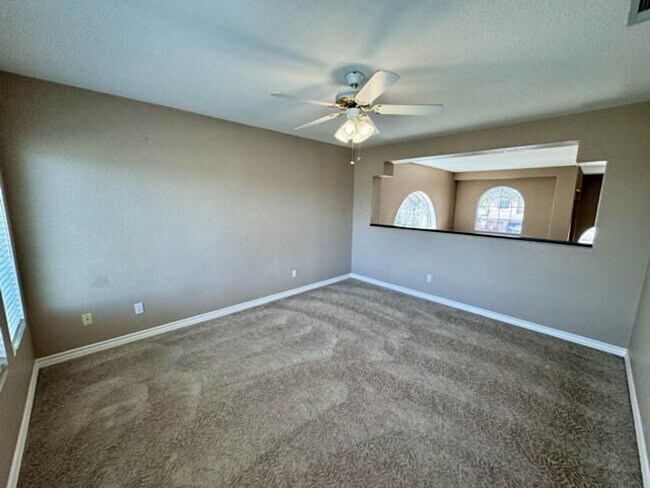 Building Photo - COMING SOON! Large Murrieta home available for LEASE!