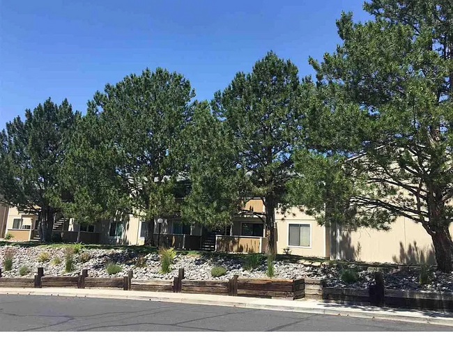 Building Photo - 3855 E Leonesio Dr