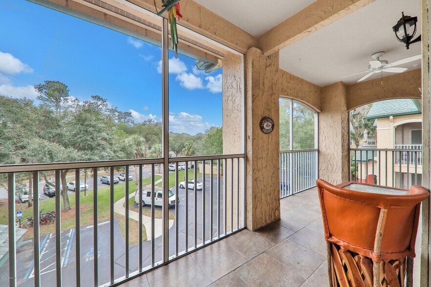 Building Photo - 120 Veracruz Dr