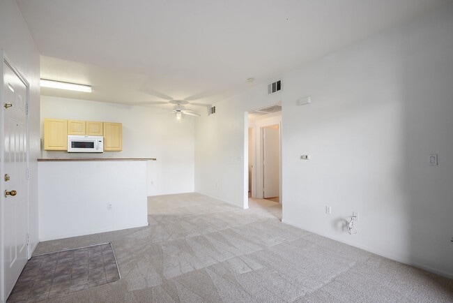 Building Photo - 8250 GRAND CANYONUNIT