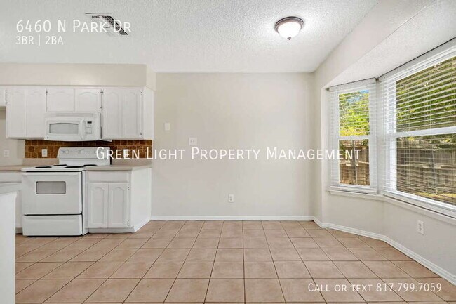 Building Photo - 6460 N Park Dr