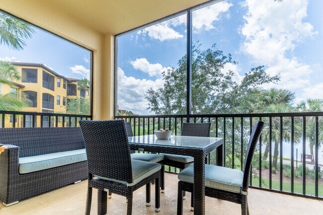 Building Photo - Furnished Annual -  2BR/2BA Second Floor c...