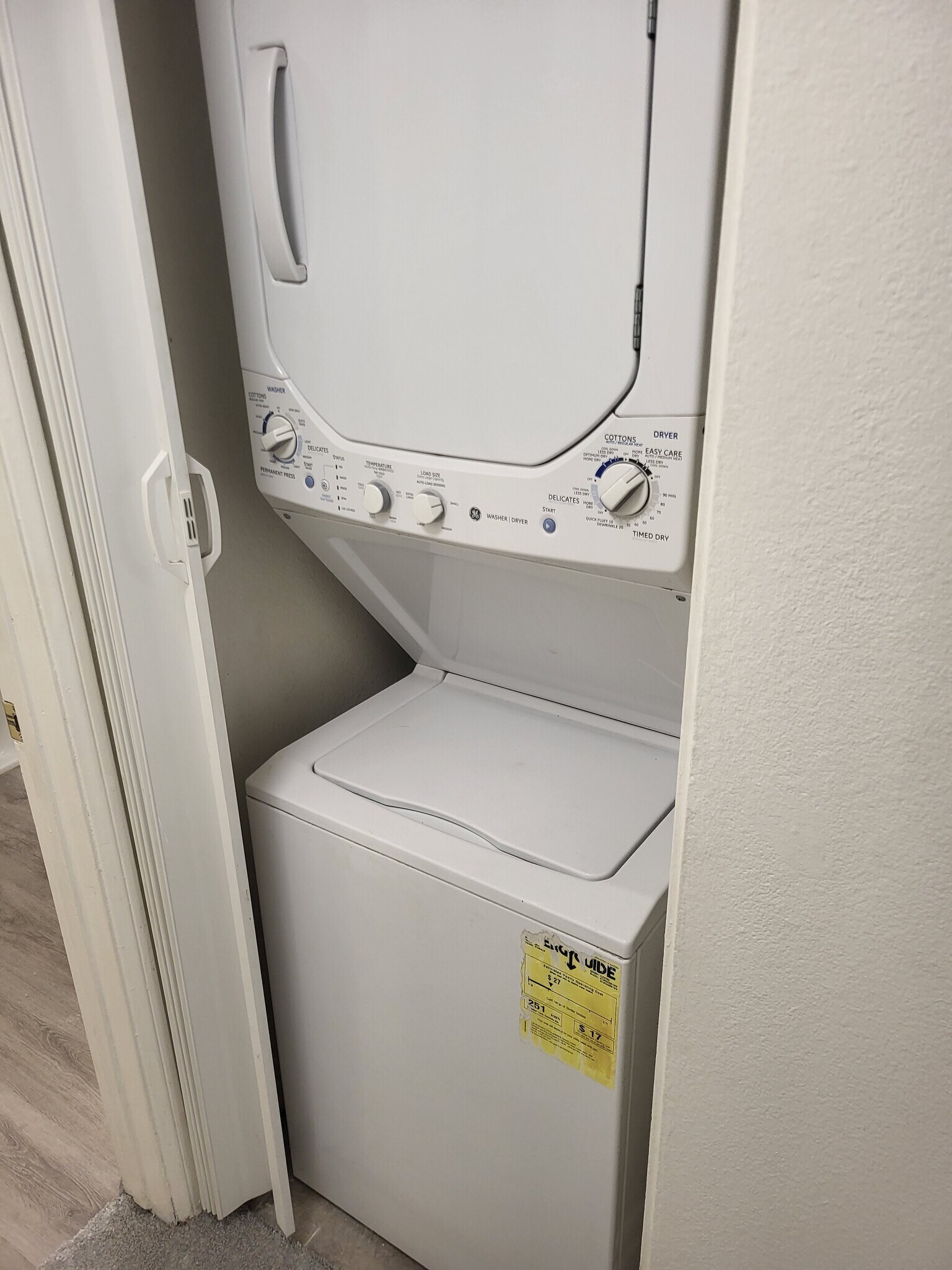 Building Photo - 562 Ebbtide Cir