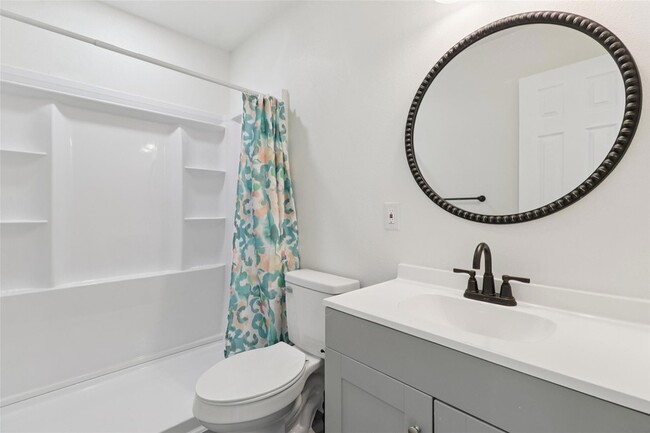 Building Photo - 1087 Schubert Ln