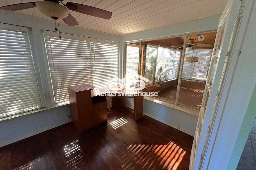 Building Photo - 3025 50th St S