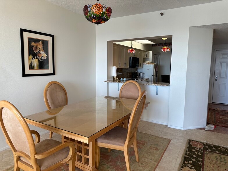 Wildlife art - 7882 Sailboat Key Blvd S