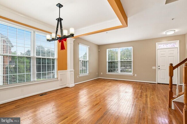 Building Photo - 13711 Dunbar Terrace