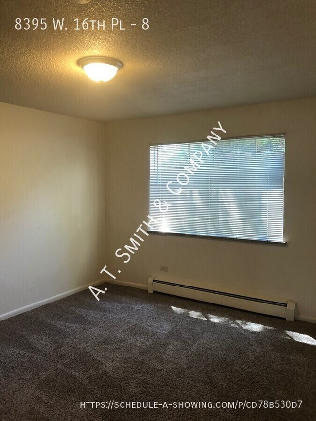 Building Photo - Clean 2 Bedroom near Morse Park!