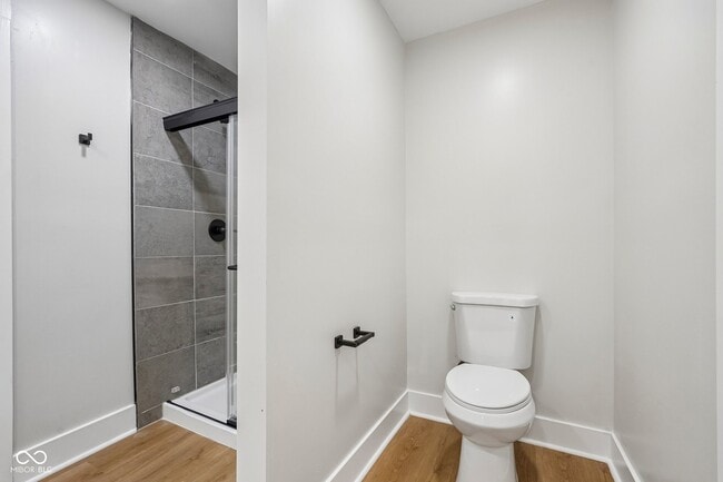 Building Photo - 3847 Hoyt Ave