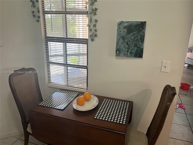 Building Photo - 1500 Jefferson Dr