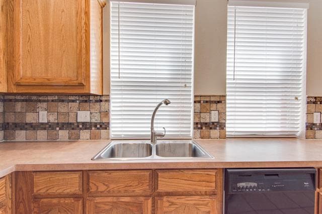 Building Photo - 11800 Porcupine Dr