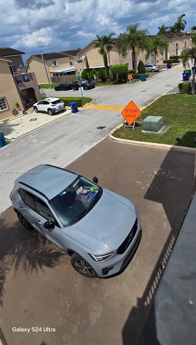 Building Photo - 7640 NW 182nd Terrace