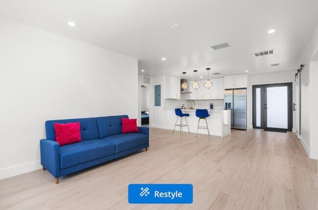 Building Photo - 303 De Carie St