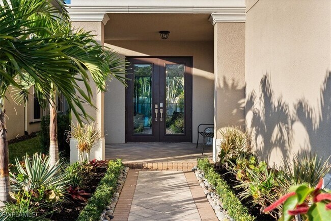 Building Photo - 13884 Luna Dr