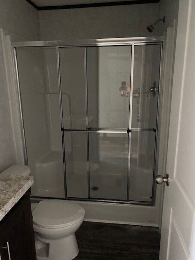 Building Photo - New 2 Bedroom Mobile Home-Denver