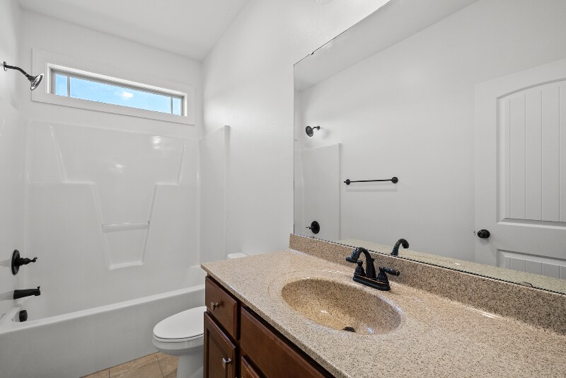 Building Photo - 73 Old Barn Way