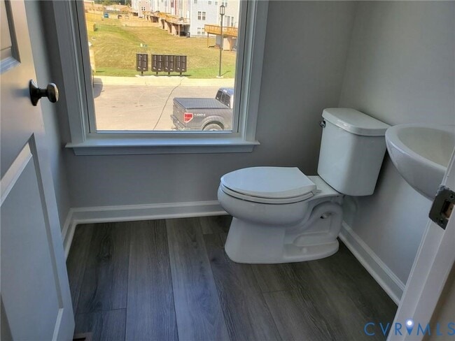 Building Photo - 8833 Foxway Rdg Ln