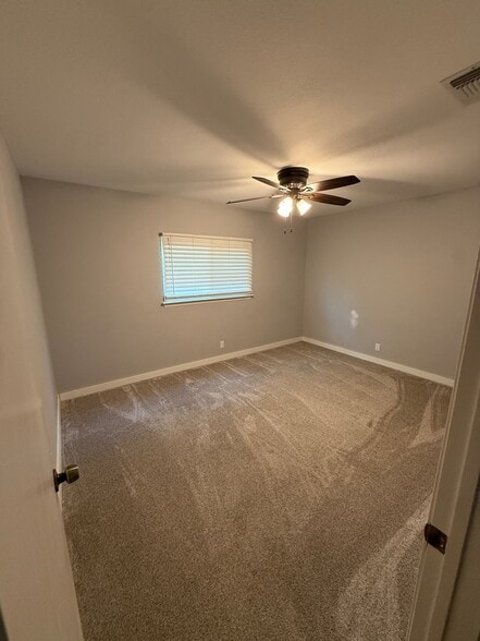 Building Photo - 9142 Village Brown