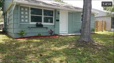 Building Photo - Home For Rent in St Petersburg!