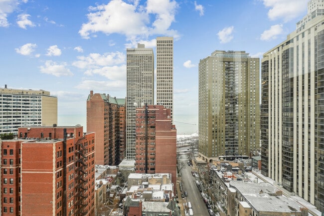 Building Photo - 40 E Cedar St