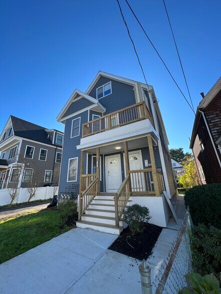 Building Photo - 29 Alpine St