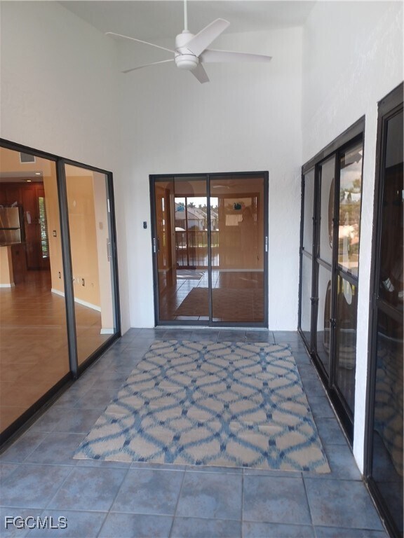 Building Photo - 5515 SW 12th Ave