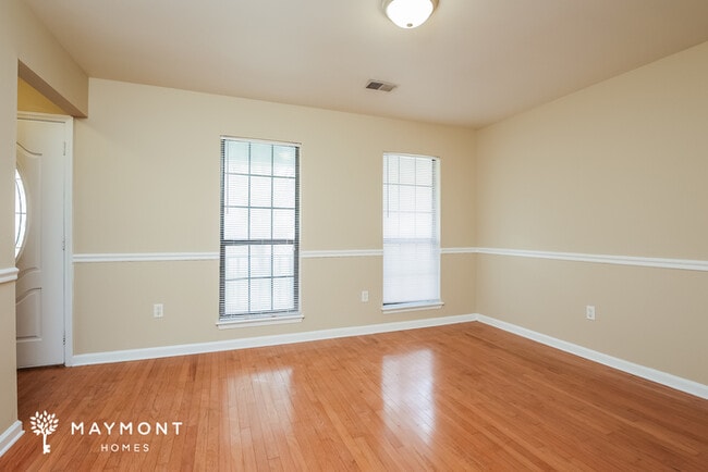 Building Photo - 115 Train Dr